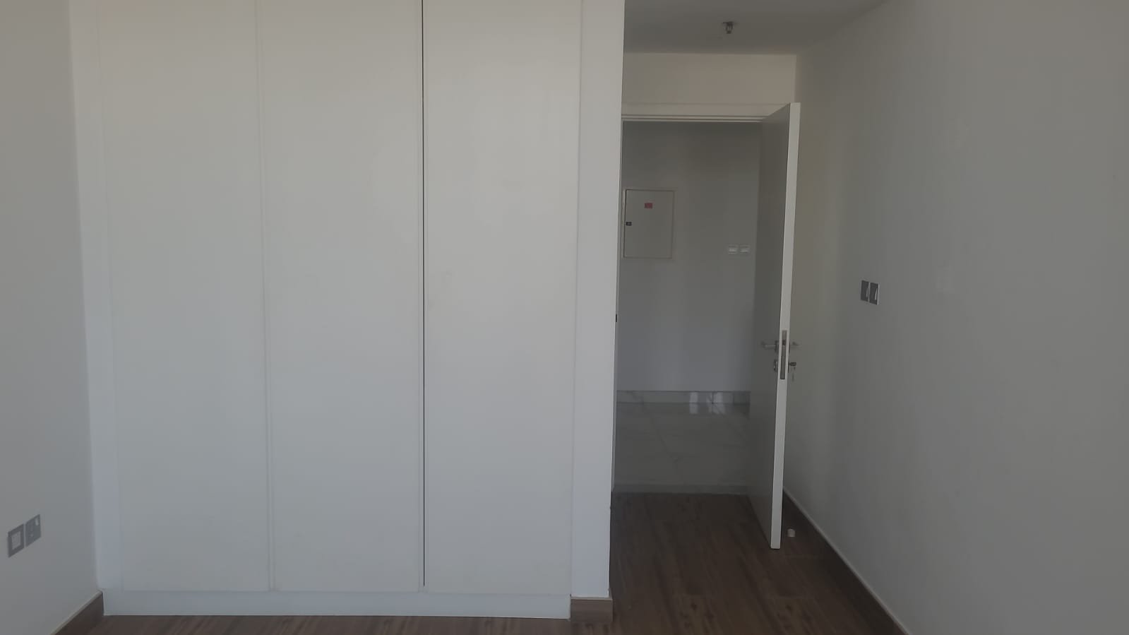 WhatsApp Image 2025-11-27 at 12.33.18 PM (1)